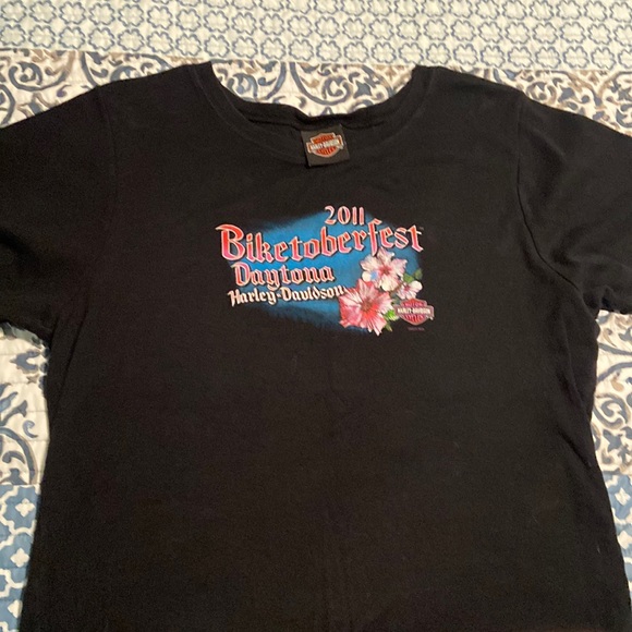 Harley-Davidson Tops - Harley-Davidson tee